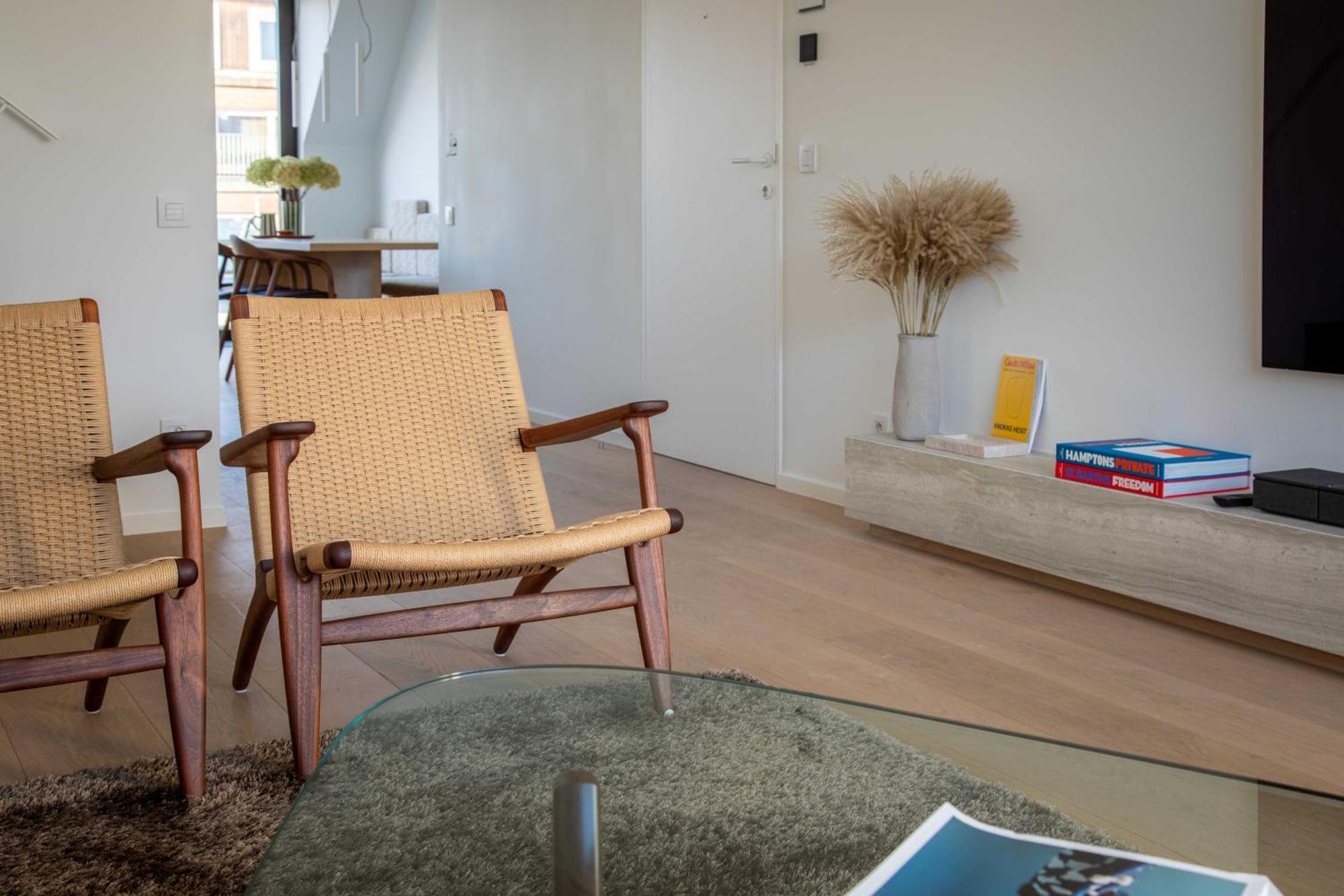 Stunning Duplex - 3 Bedroom - 2 Sunny Terrasses *