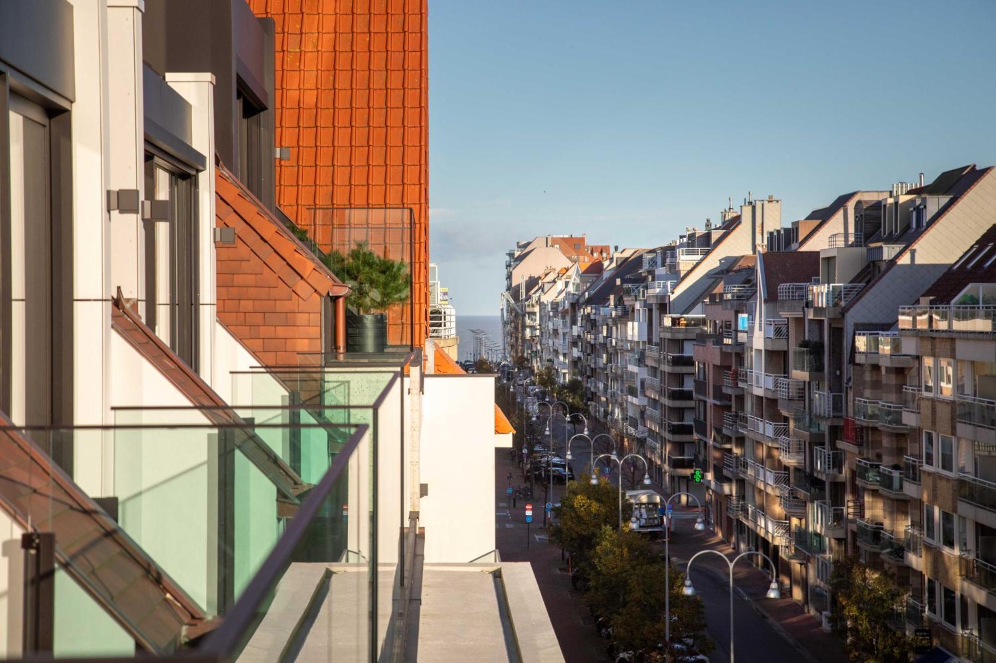 Apartment Stunning Duplex - 3 Bedroom - 2 Sunny Terrasses Knokke-Heist