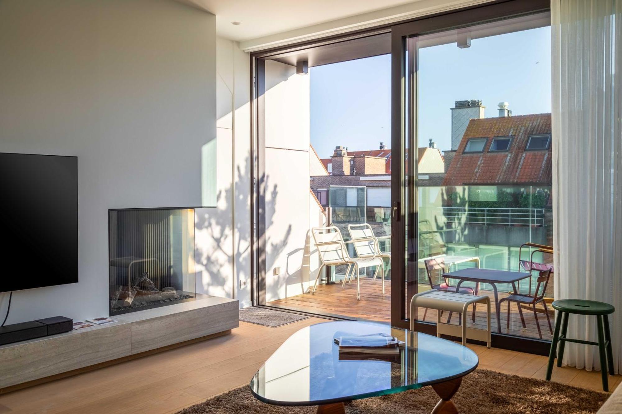 Apartment Stunning Duplex - 3 Bedroom - 2 Sunny Terrasses